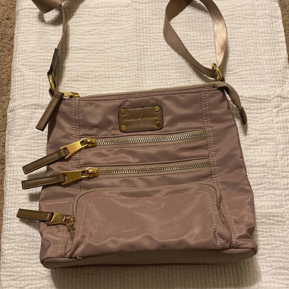 Adrienne Vittadini cross body purse